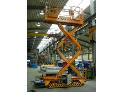 Movable lifting platforms in orange